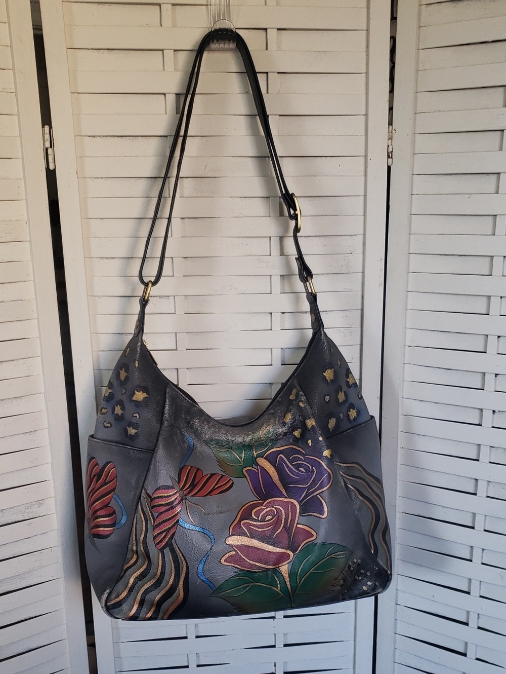 Anna By Anuschka Hand-Painted Floral Shoulder Bag in Gray